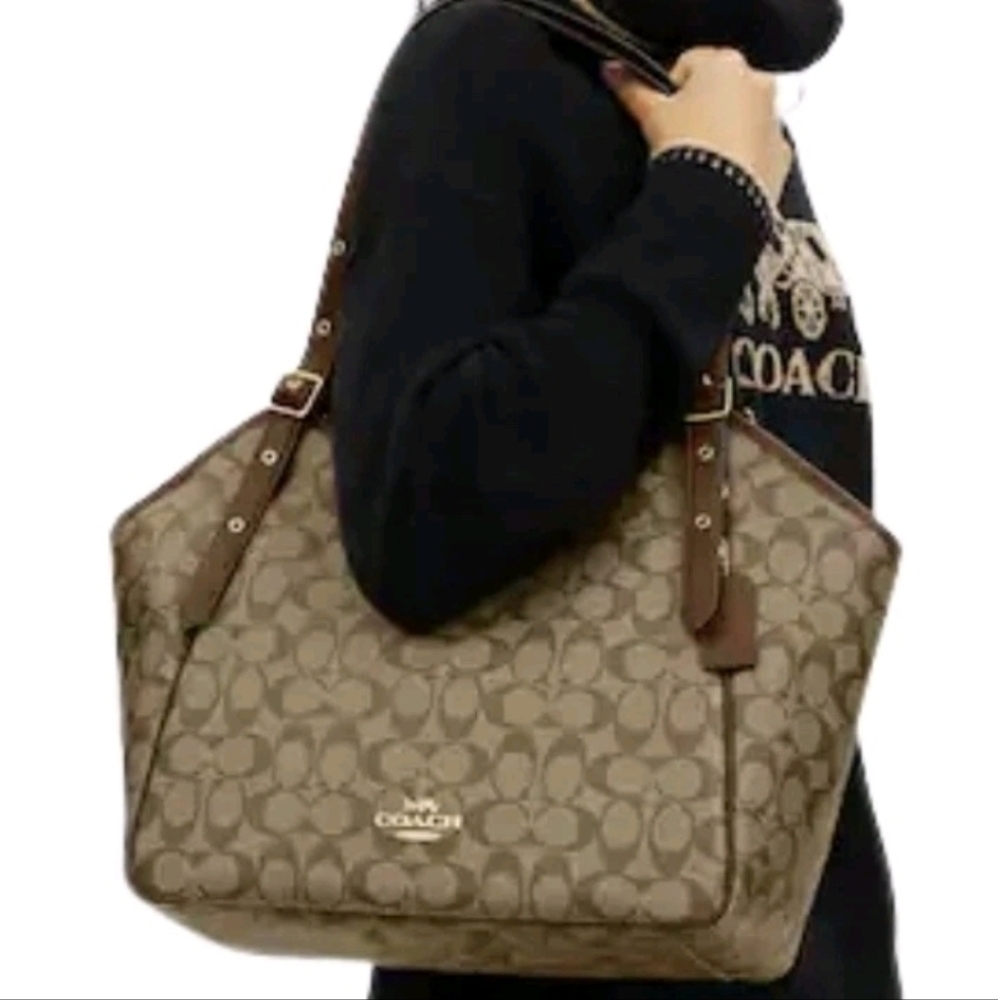Coach Signature Meadow Shoulder Bag, Tote, Handbag NWT